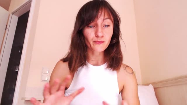 Gallery image thumbnail from Beth_'s myfreecams stream on, 08/30/2025, 15:14 image 5 of 20