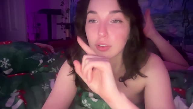 Gallery image thumbnail from Blov3's myfreecams stream on, 02/16/2025, 15:58 image 11 of 20