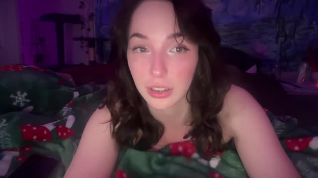 Gallery image thumbnail from Blov3's myfreecams stream on, 02/16/2025, 15:58 image 19 of 20