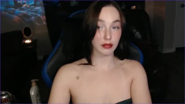 Gallery image thumbnail from Blov3's myfreecams stream on, 05/07/2026, 06:37 image 7 of 20