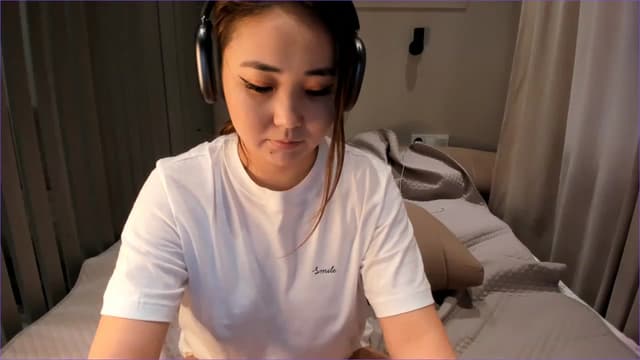 Gallery image thumbnail from Borra's myfreecams stream on, 11/21/2022, 08:33 image 13 of 20