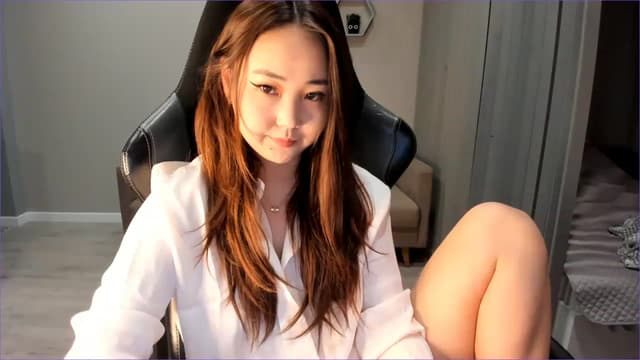 Gallery image thumbnail from Borra's myfreecams stream on, 11/22/2022, 05:51 image 18 of 20