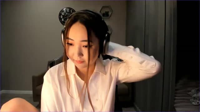 Gallery image thumbnail from Borra's myfreecams stream on, 11/22/2022, 05:51 image 3 of 20
