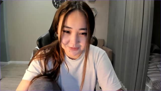 Gallery image thumbnail from Borra's myfreecams stream on, 11/22/2022, 09:10 image 14 of 20