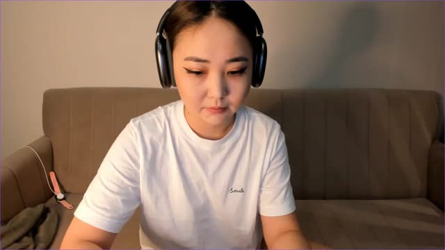 Gallery image thumbnail from Borra's myfreecams stream on, 11/25/2022, 04:25 image 10 of 20