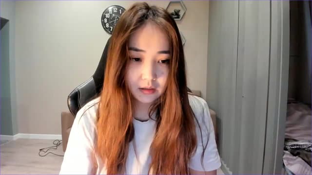 Gallery image thumbnail from Borra's myfreecams stream on, 11/27/2022, 04:41 image 6 of 20