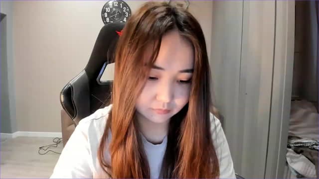 Gallery image thumbnail from Borra's myfreecams stream on, 11/27/2022, 04:41 image 2 of 20