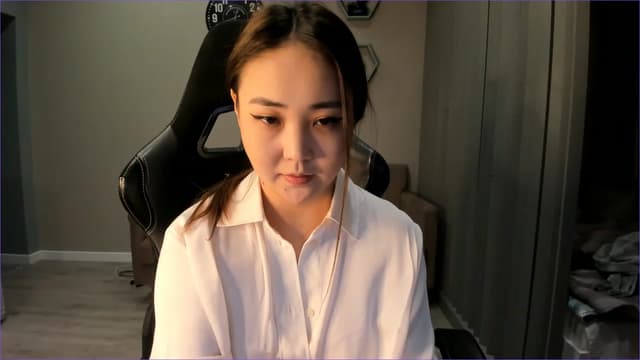 Gallery image thumbnail from Borra's myfreecams stream on, 11/29/2022, 06:32 image 3 of 20