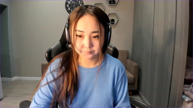 Gallery image thumbnail from Borra's myfreecams stream on, 11/29/2022, 06:32 image 17 of 20