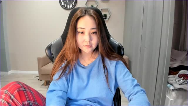 Gallery image thumbnail from Borra's myfreecams stream on, 11/29/2022, 09:08 image 4 of 20