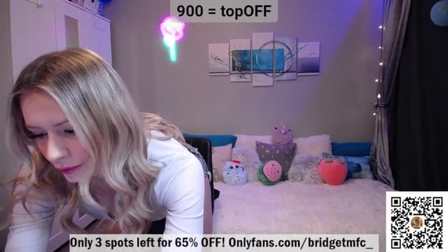 Gallery image thumbnail from Bridg's myfreecams stream on, 01/27/2023, 08:01 image 6 of 20