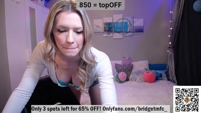 Gallery image thumbnail from Bridg's myfreecams stream on, 01/27/2023, 08:01 image 15 of 20
