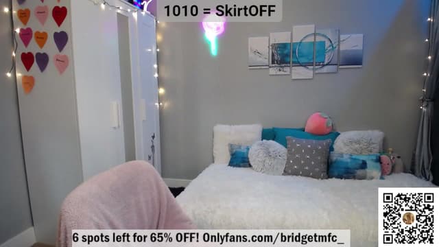 Gallery image thumbnail from Bridg's myfreecams stream on, 02/25/2023, 09:09 image 7 of 20