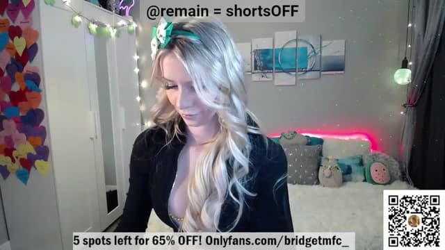 Gallery image thumbnail from Bridg's myfreecams stream on, 03/18/2023, 09:07 image 11 of 20