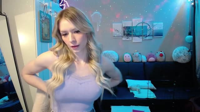 Gallery image thumbnail from Bridg's myfreecams stream on, 05/31/2023, 10:08 image 1 of 20