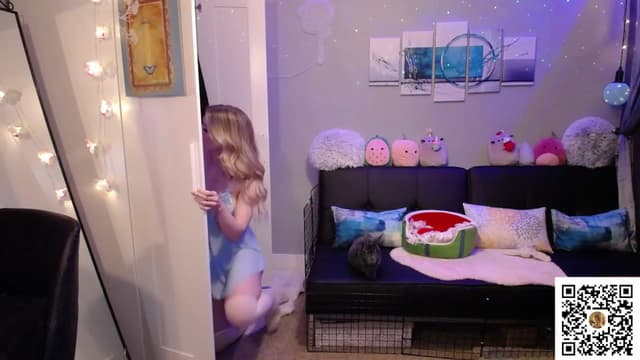 Gallery image thumbnail from Bridg's myfreecams stream on, 06/14/2023, 10:03 image 16 of 20