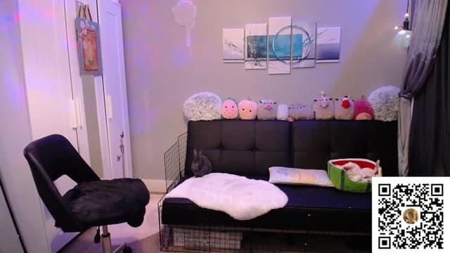 Gallery image thumbnail from Bridg's myfreecams stream on, 06/30/2023, 09:29 image 10 of 20