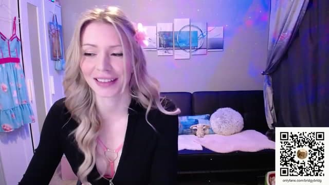 Gallery image thumbnail from Bridg's myfreecams stream on, 07/26/2023, 10:11 image 14 of 20