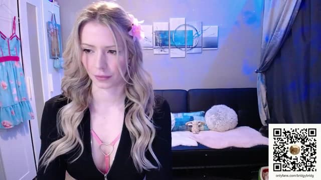 Gallery image thumbnail from Bridg's myfreecams stream on, 07/26/2023, 10:11 image 16 of 20