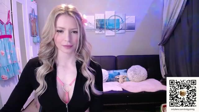 Gallery image thumbnail from Bridg's myfreecams stream on, 07/26/2023, 10:11 image 11 of 20