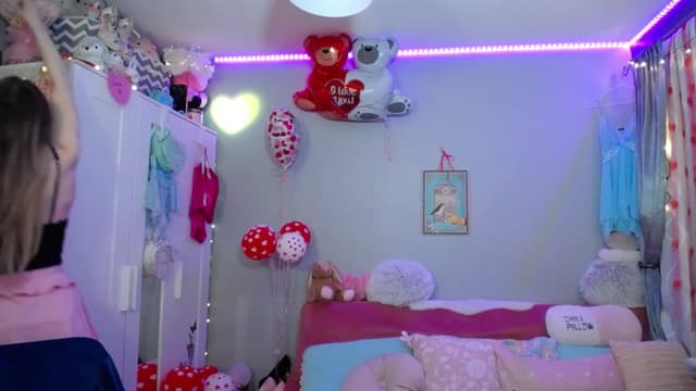 Gallery image thumbnail from Bridg's myfreecams stream on, 02/17/2024, 10:38 image 14 of 20