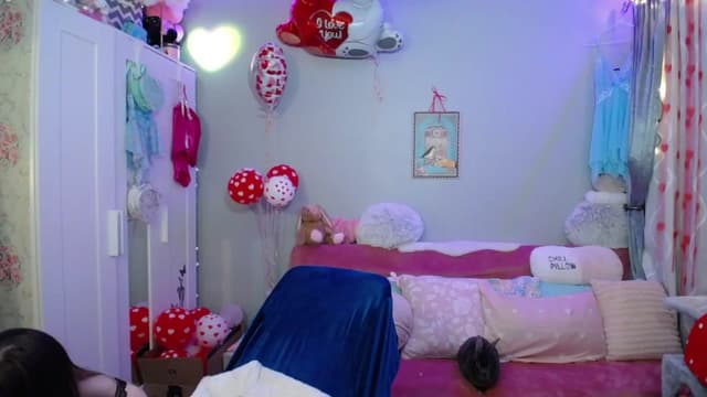 Gallery image thumbnail from Bridg's myfreecams stream on, 02/17/2024, 10:38 image 16 of 20