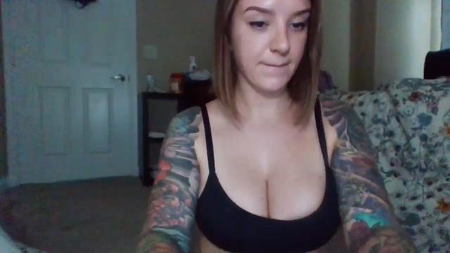 Gallery image thumbnail from BrookeLoveXXX's myfreecams stream on, 05/14/2024, 18:20 image 9 of 20