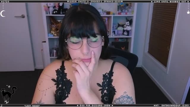 Gallery image thumbnail from Cat__'s myfreecams stream on, 04/21/2024, 11:46 image 2 of 20