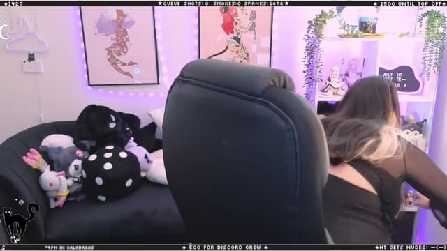 Gallery image thumbnail from Cat__'s myfreecams stream on, 07/26/2024, 03:45 image 12 of 20
