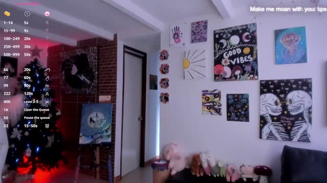 Gallery image thumbnail from Cocox's myfreecams stream on, 01/02/2025, 17:29 image 6 of 20