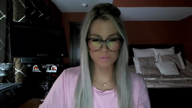Gallery image thumbnail from Cora9's myfreecams stream on, 01/31/2023, 04:11 image 18 of 20