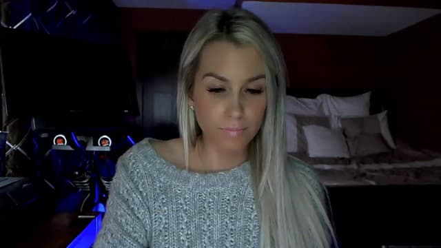 Gallery image thumbnail from Cora9's myfreecams stream on, 03/30/2023, 04:57 image 2 of 20