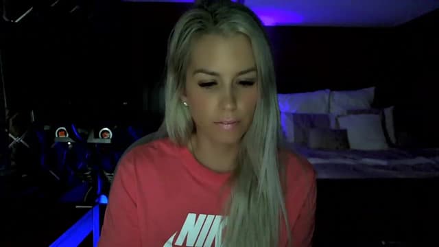 Gallery image thumbnail from Cora9's myfreecams stream on, 05/08/2023, 05:21 image 18 of 20