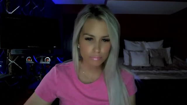 Gallery image thumbnail from Cora9's myfreecams stream on, 06/15/2023, 04:49 image 6 of 20