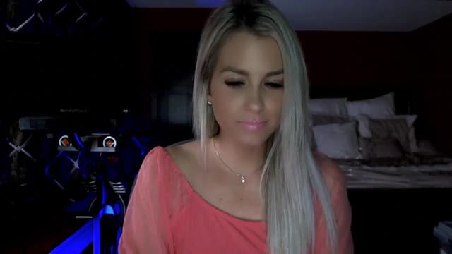 Gallery image thumbnail from Cora9's myfreecams stream on, 10/13/2023, 04:13 image 5 of 20