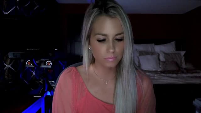 Gallery image thumbnail from Cora9's myfreecams stream on, 10/13/2023, 04:13 image 15 of 20