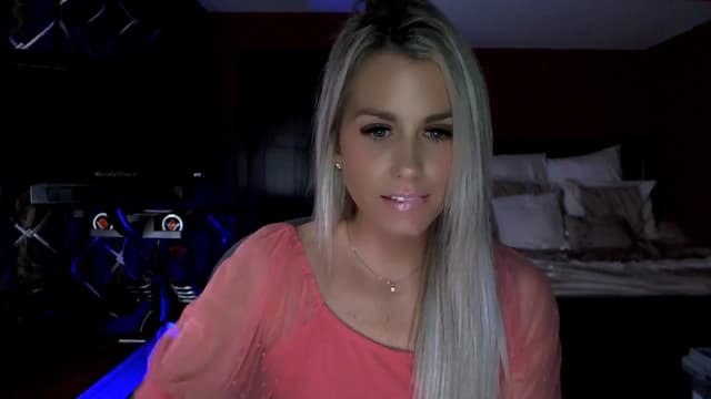 Gallery image thumbnail from Cora9's myfreecams stream on, 10/13/2023, 04:13 image 18 of 20