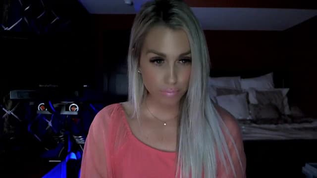 Gallery image thumbnail from Cora9's myfreecams stream on, 10/13/2023, 05:01 image 8 of 20