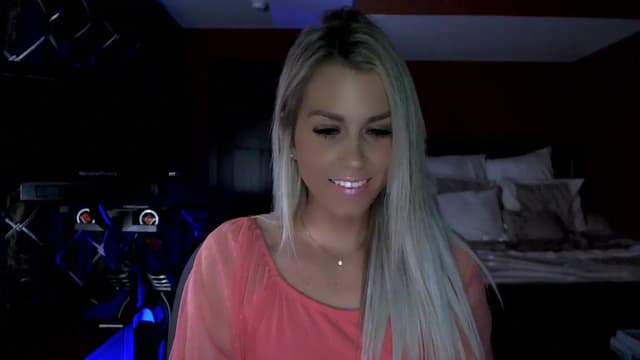 Gallery image thumbnail from Cora9's myfreecams stream on, 10/13/2023, 05:01 image 11 of 20