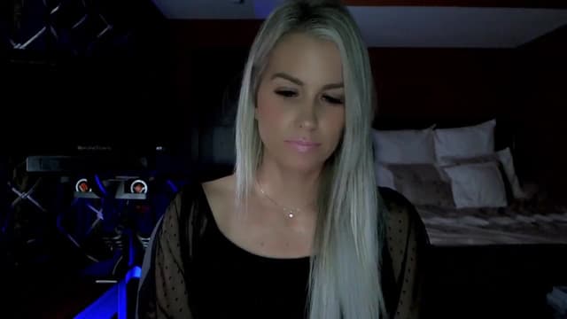 Gallery image thumbnail from Cora9's myfreecams stream on, 10/20/2023, 05:39 image 4 of 20