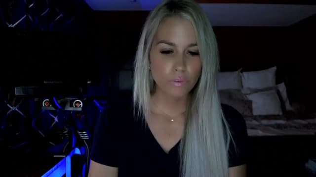 Gallery image thumbnail from Cora9's myfreecams stream on, 10/21/2023, 04:43 image 7 of 20