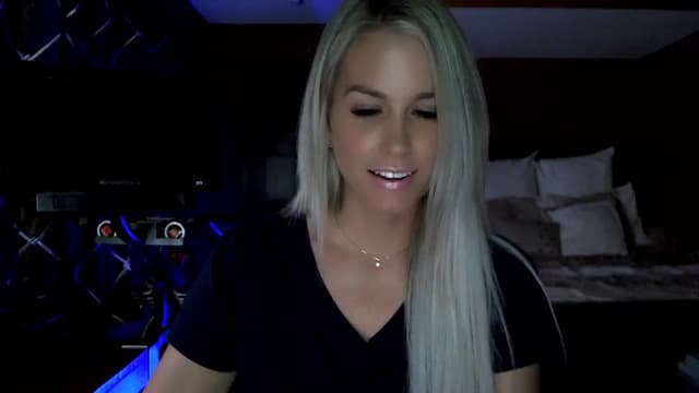Gallery image thumbnail from Cora9's myfreecams stream on, 10/21/2023, 04:43 image 12 of 20