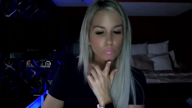 Gallery image thumbnail from Cora9's myfreecams stream on, 10/21/2023, 04:43 image 16 of 20
