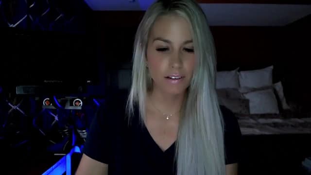 Gallery image thumbnail from Cora9's myfreecams stream on, 10/21/2023, 04:43 image 10 of 20