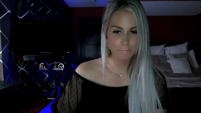 Gallery image thumbnail from Cora9's myfreecams stream on, 10/24/2023, 05:01 image 10 of 20