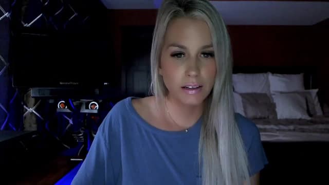 Gallery image thumbnail from Cora9's myfreecams stream on, 10/27/2023, 04:23 image 19 of 20