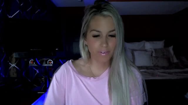 Gallery image thumbnail from Cora9's myfreecams stream on, 11/07/2023, 05:31 image 15 of 20