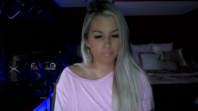 Gallery image thumbnail from Cora9's myfreecams stream on, 11/07/2023, 05:31 image 11 of 20