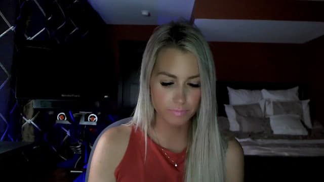 Gallery image thumbnail from Cora9's myfreecams stream on, 11/15/2023, 05:39 image 19 of 20