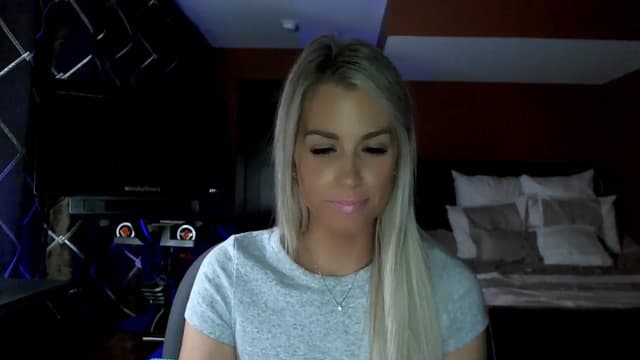 Gallery image thumbnail from Cora9's myfreecams stream on, 11/16/2023, 05:57 image 13 of 20